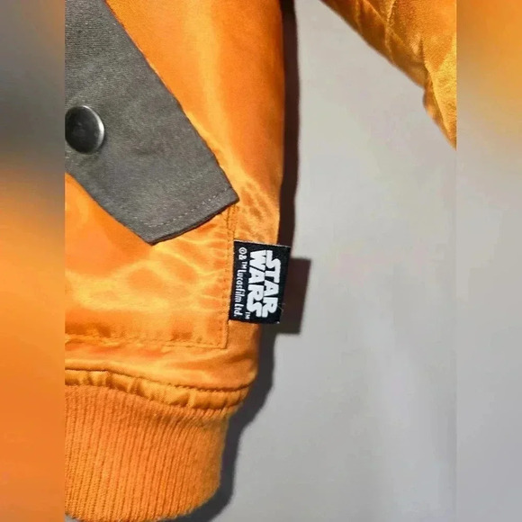 Rare Disney Star Wars: The Rise of Skywalker Hooded Jacket Size 5/6 years - Picture 3 of 12